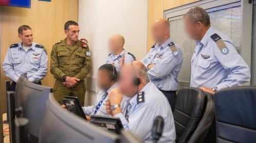 مناورة اللكمة القاضية 3.jpg