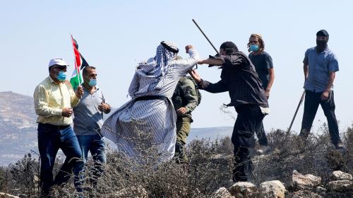 الاعتداء على الفلسطينيين.jpeg