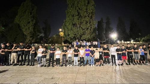 صلاة الفجر في المسجد الأقصى