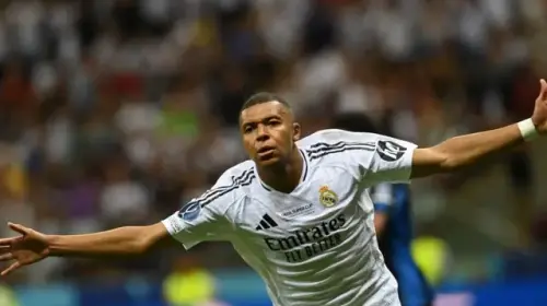 كيليان مبابي مع ريال مدريد