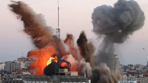 قصف جوي على لبنان