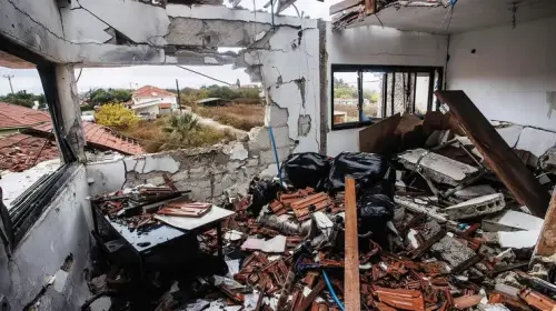 صورة من أحد البيوت المدمرة في شمال كيان الاحتلال