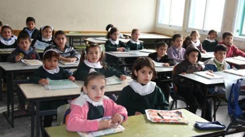 إحدى المدارس الحكومة بغزة.jfif