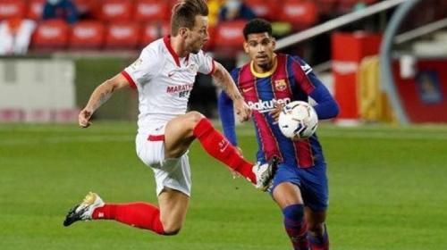 برشلونة وإشبيلية
