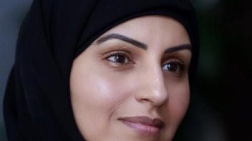 الكاتبة هديل رشاد