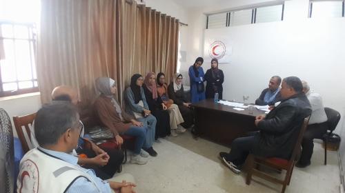 القائمون على الدراسة.jpeg