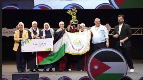 مدرسة من نابلس تحصد جائزة أم الابتكار