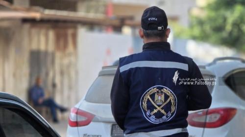 شرطة غزة تؤمن الانتخابات البلدية في دير البلح (3).jpeg
