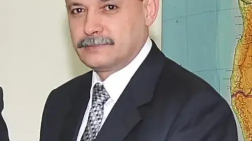الكاتب عبد الناصر سلامة