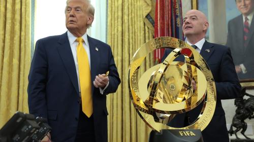 ترامب ورئيس الفيفا