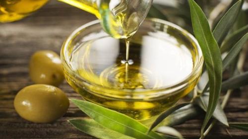 اهمية-تناول-زيت-الزيتون-على-الريق