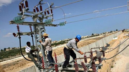 اعمال صيانة لشركة الكهرباء