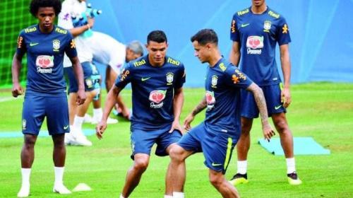 البرازيل وكوستريكا