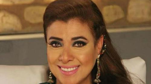 نشوى مصطفى