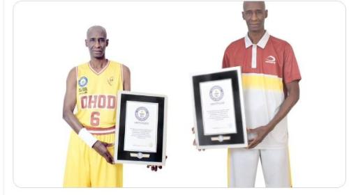محسن خلف لاعب كرة السلة للمنتخب السعودي.JPG