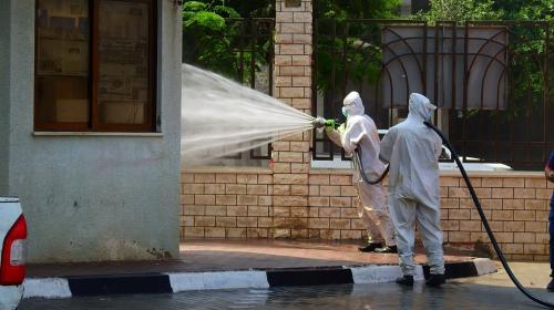 وزارة المواصلات تشرع بـ تعقيم مقراتها خشية من فيروس كورونا