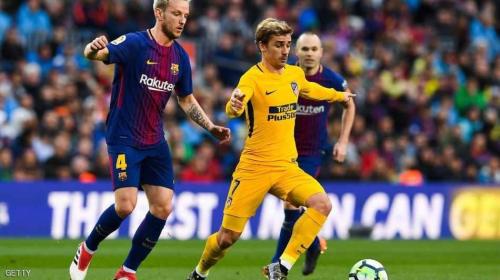 غريزمان نجم نادي اتلتيكو مدريد الاسباني