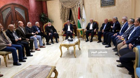لقاء يجمع النخالة وهنية في القاهرة (7)