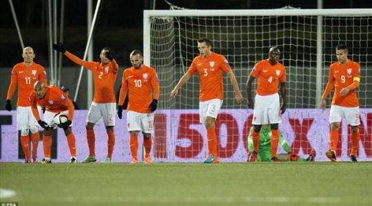 فريق هولندا ..