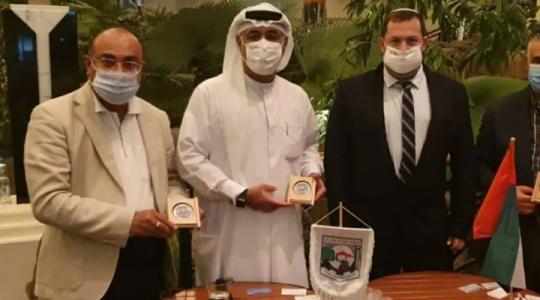 صورة لمسؤولين إسرائيليين في الامارات