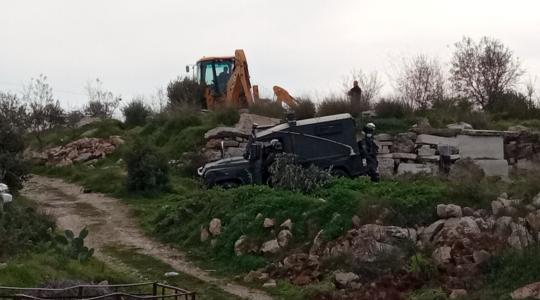 الاحتلال يجرف أراضي في بورين جنوب نابلس