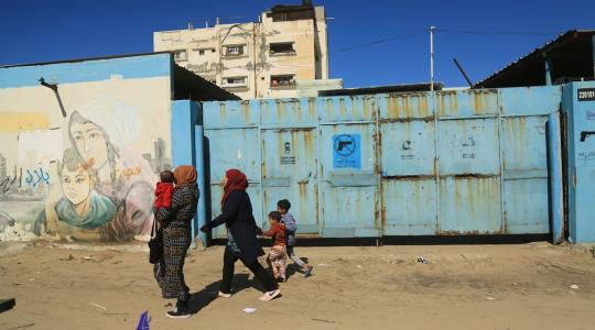 اغلاق مراكز الاونروا في قطاع غزة  (5).JPG
