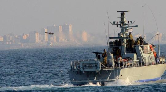 صحيفة أمريكية تكشف عن استهداف جيش الاحتلال سفن إيرانية