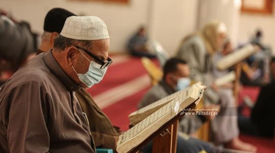 قراءة القرآن الكريم في مساجد غزة خلال شهر رمضان المبارك (2).jpg