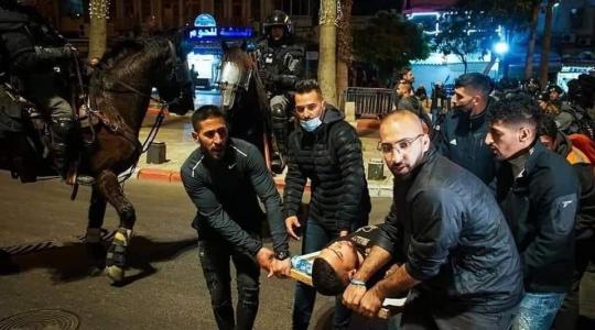 إصابة 20 مواطنًا بينهم مسعف في مواجهات اندلعت مع قوات الاحتلال في البلدة القديمة للقدس المحتلة