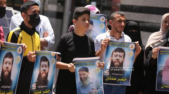 مهجة القدس تنظم وقفة دعم واسناد للشيخ خضر عدنان الذي اعتقلته قوات الاحتلال فجراً (15).JPG