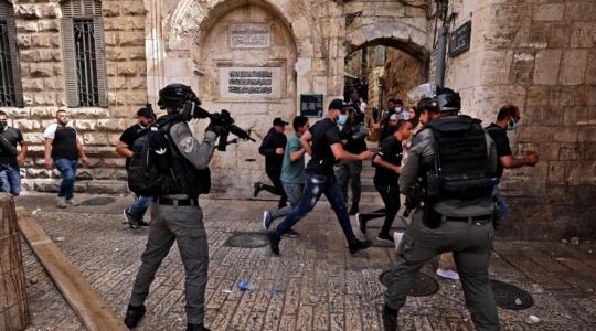 مئات الإصابات بمواجهات مع قوات الاحتلال في القدس والبلدة القديمة