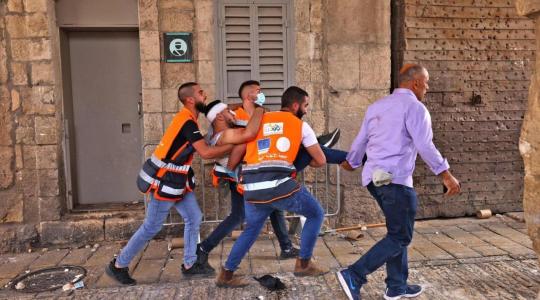 أحدها بجراح متوسطة..إصابة مواطنين برصاص الاحتلال في طولكرم