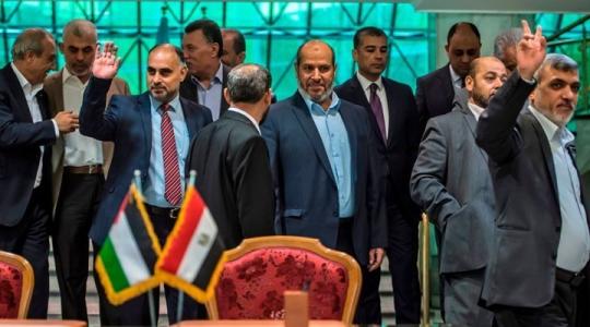 وفد "فتح" يغادر العاصمة المصرية القاهرة