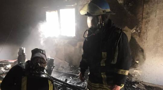 وفاة شخصين وإصابة آخرين بحريق داخل منزل في القدس المحتلة