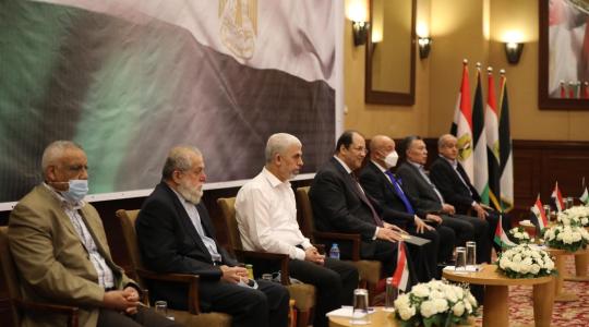 الفصائل الفلسطينية يلتقي مع وفد المخابرات المصرية