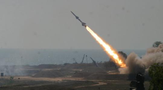 كوريا الشمالية تطلق صاروخاً بالستياً صوب بحر اليابان