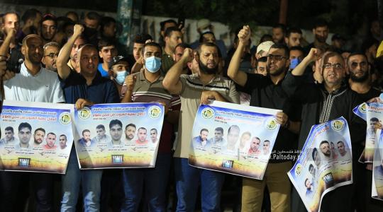 الجهاد الإسلامي تنظم مسيرة حاشدة أمام الصليب الأحمر بغزة تضامنًا مع الاسرى (23).JPG