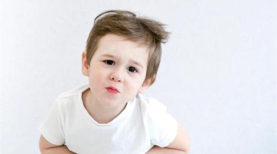 أسباب اضطراب المعدة عند الأطفال وطرق العلاج