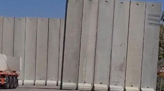 جيش الاحتلال ينشر جدران اسمنتية على حدود غزة