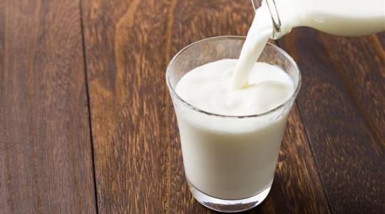 الافراط بشرب الحليب يُصيبك بهذا المرض الخطير!