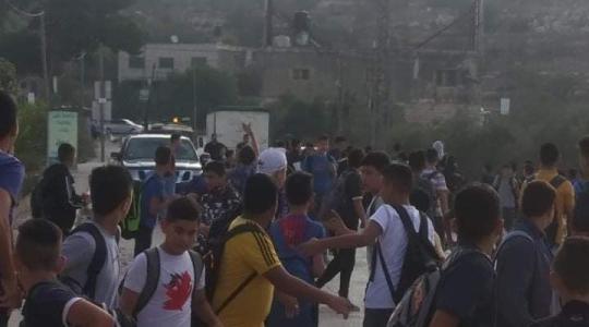 الاحتلال يعتدي على طلبة اللبن الشرقية ويمنعهم من الوصول إلى مدرستهم (1).jpeg