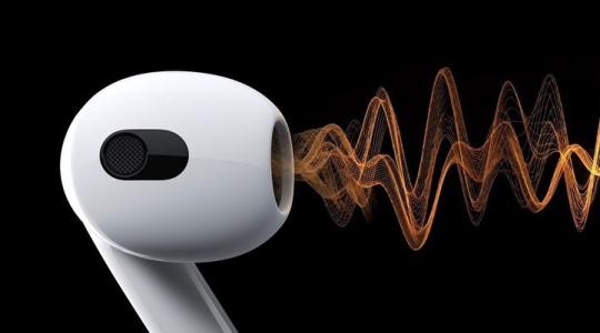 سعر سماعة أبل (AirPods) الإصدار الأخير
