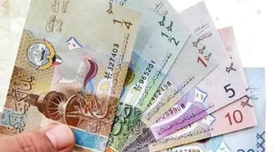 سعر الدينار الكويتي في مصر خلال تعاملات اليوم الاحد 21-11-2021