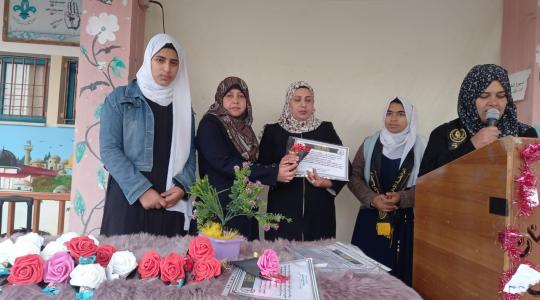 الرابطة الإسلامية تُكرم المعلمين في مدارس خانيونس