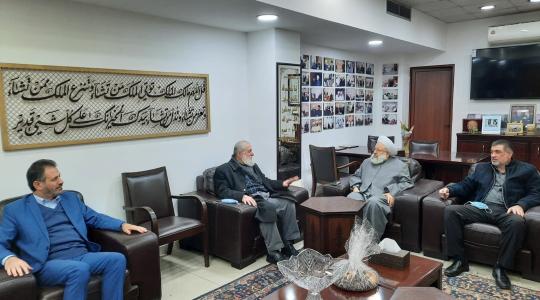 الجهاد الإسلامي تلتقي رئيس الاتحاد العالمي لعلماء المقاومة.jpg