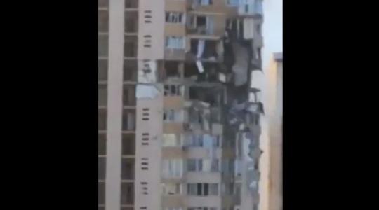 مبنى في كييف.JPG