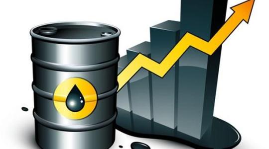 النفط يواصل الارتفاع متجاهلا زيادة مفاجئة للمخزونات الأميركية