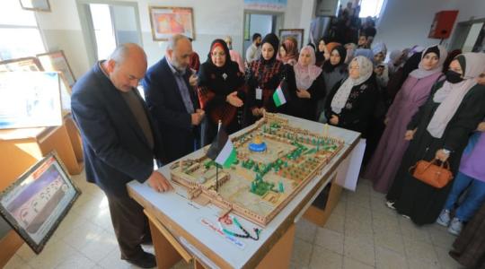 كلية مجتمع الأقصى تفتتح معرض القدس روح فلسطين