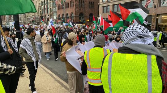 مسيرة حاشدة بشيكاغو تطالب بمحاسبة "إسرائيل"