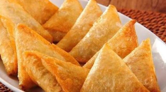 طريقة تحضير سمبوسك بالجبنة واللحمه بأطيب والذ عجينه مقرمشة 